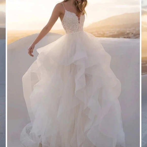 A-line Princess Tulle Lace V-neck Sleeveless Sweep/Brush Train Wedding Dress - Picture 1 of 11